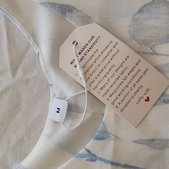 Unbranded Size M White w/ Blue Floral Tiered / Layered-Look Tank Sleeveless Top - Picture 11 of 12